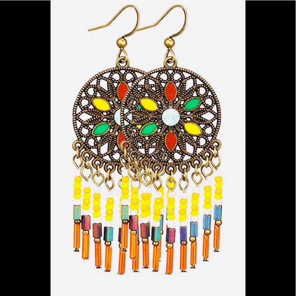 Summer Time Boho Earrings - Picture 2 of 3